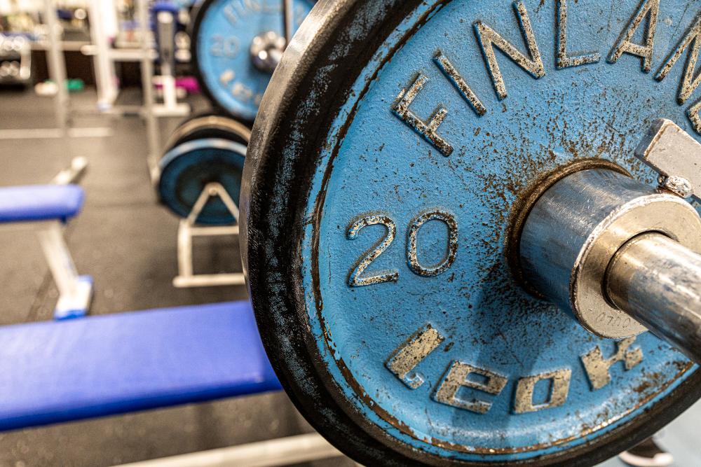  Bänkpressplats på Polamks gym.